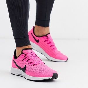 Nike Pegasus 36 Running Sneakers